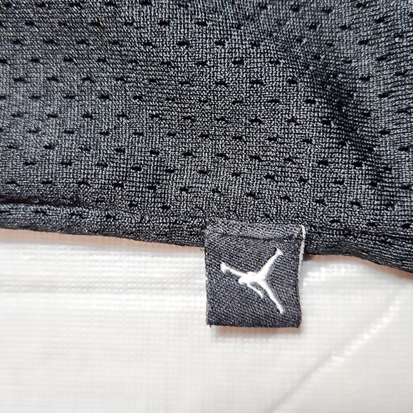 Jordan #23 Jersey - Picture 7 of 16